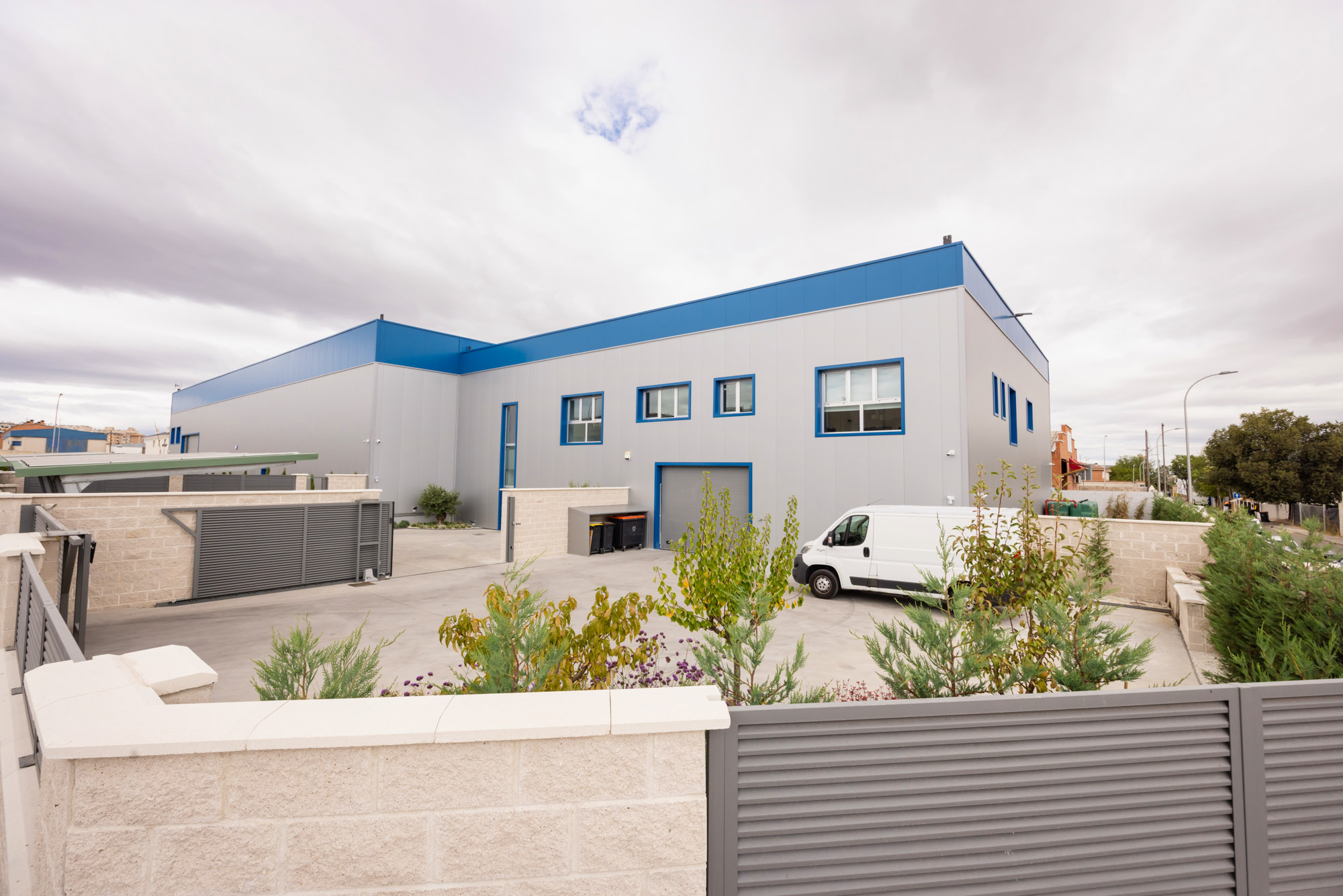 10-09-2025_Zadecon_102_2000px